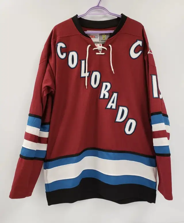 (9927089) CCM Colorado Avalanche #19 SAKIC Jersey Size:54