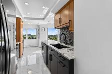 2 Bedroom   2 Bathroom Executive Condo Downtown For Sale - Photo 7