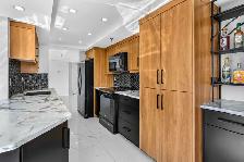 2 Bedroom   2 Bathroom Executive Condo Downtown For Sale - Photo 10