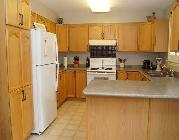 Nice rooms in house for rent, Close to Baseline and Greenbank - Photo 3