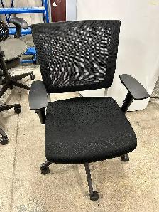 Used Global Chairs For Sale - Call Now! - Photo 5