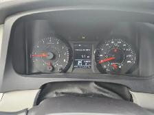 2015 Toyota Sienna LE 8 Passanger / Clean Carfax / Certified - Photo 19