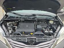 2015 Toyota Sienna LE 8 Passanger / Clean Carfax / Certified - Photo 24