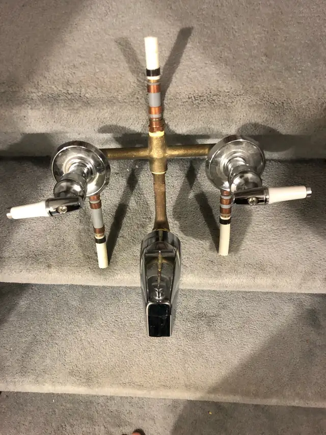 TUB FAUCET