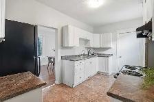4 Bed 1 Bath House for Rent - Photo 6