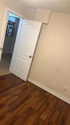 Room For Rent South Barrie - Photo 2