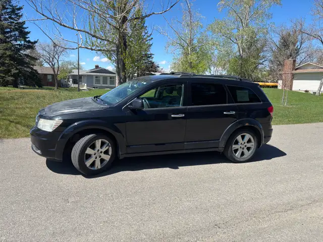 2010 dodge journey RT. AWD