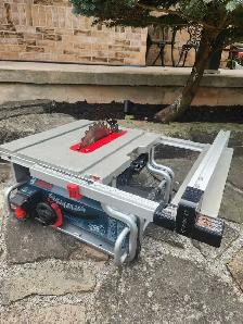 BOSCH PORTABLE 10in TABLE SAW