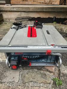 BOSCH PORTABLE 10in TABLE SAW - Photo 3