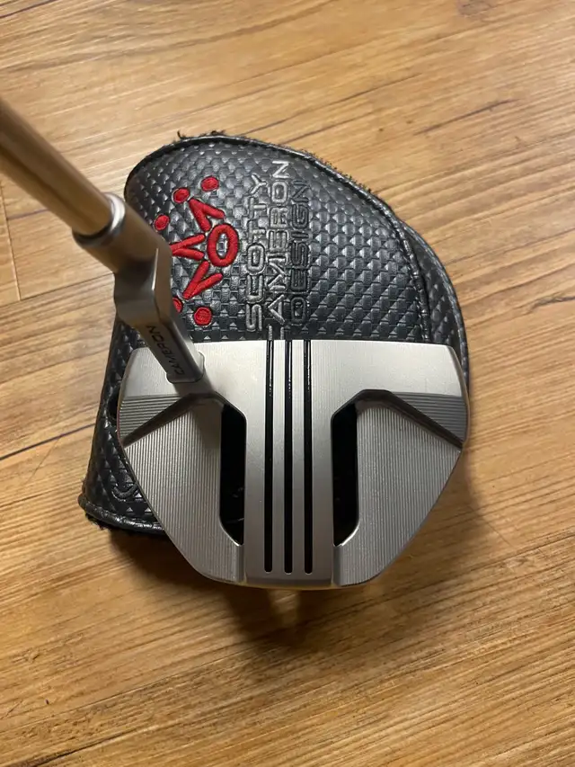 Scotty Cameron BRAND NEW Phantom 3.2 Putter RH 33"