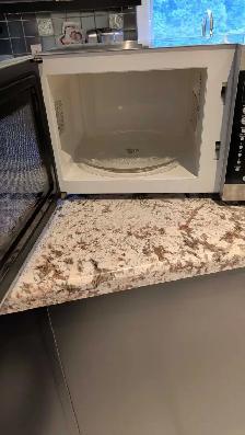Sylvania Stainless Steel Microwave - Photo 2
