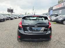 2013 Ford Fiesta Titanium Hatchback Leather Heated Seats Low KM - Photo 5
