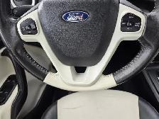 2013 Ford Fiesta Titanium Hatchback Leather Heated Seats Low KM - Photo 17