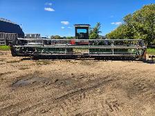 MF 885 Self-propelled Swather With John Deere 30' DSA Header