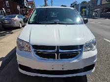 2017 Dodge Grand Caravan - Photo 2