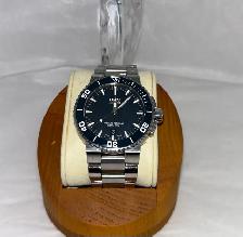 Oris Aquis H 7653 Men’s Watch