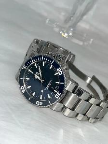Oris Aquis H 7653 Men’s Watch - Photo 5