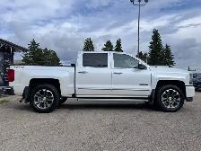 2016 Chevrolet Silverado 1500 High Country 4WD Crew Cab - Photo 4
