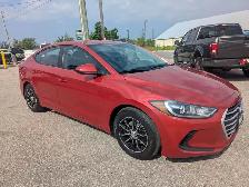 2017 Hyundai Elantra LE   GREAT GAS MILEAGE! - Photo 3