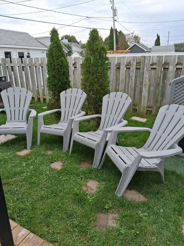 4 chaises Adirondack 60$