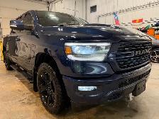 2022 RAM 1500 SPORT CREW 4X4 CLEAN TITLE ONE OWNER - Photo 4
