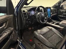 2022 RAM 1500 SPORT CREW 4X4 CLEAN TITLE ONE OWNER - Photo 13