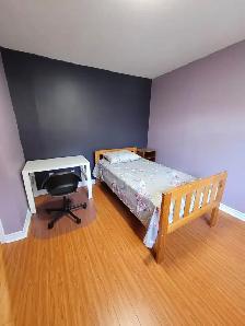 A Furnished room for rent in Scarborough from 1st October,2026 - Photo 3