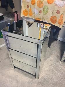 Mirror Dressers ($20 for both) - Photo 2