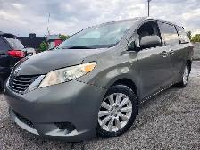 2011 Toyota Sienna AWD 7 PASSAGER GARANTIE 1 ANS - Photo 2