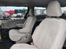 2011 Toyota Sienna AWD 7 PASSAGER GARANTIE 1 ANS - Photo 7