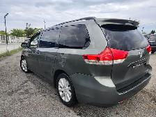 2011 Toyota Sienna AWD 7 PASSAGER GARANTIE 1 ANS - Photo 9