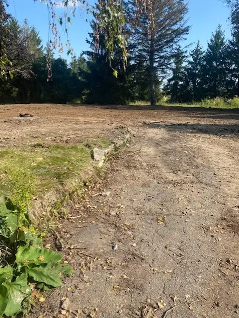 4 Acre Land for Rent - near Ancaster