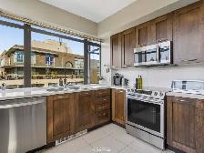 AFFORDABLE 9th floor condo with views on Burnaby Mtn! - Photo 4