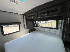 2024 KEYSTONE COUGAR 24SABWE, COUPLES UNIT - Photo 4