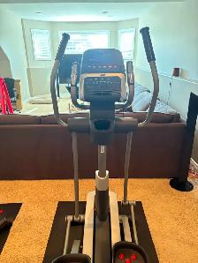 Free elliptical equipment