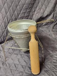 Vintage canning Sieve - Photo 2