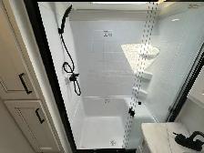 2025 Arcadia 242SLMD COUPLES UNIT, LUXURIOUS, CLEARANCE SALE - Photo 35
