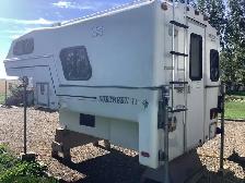 Northern Lite truck camper. - Photo 2