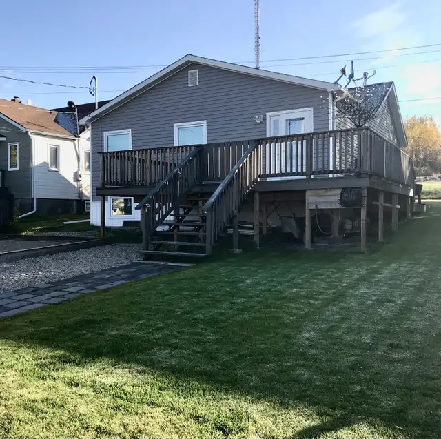 House For Sale 412 Green St Flin Flon MB