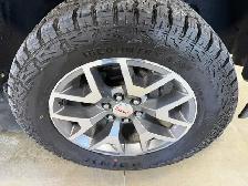 2016 GMC Sierra 1500 SLT-All Terrain / 4x4 / Crew Cab / Local - Photo 26