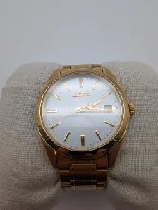 (B8682) Seiko 6N52 Gold Tone White Dial Sapphire Date Quartz... - Photo 2