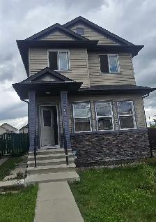 Big backyard House for rent in Saddlebrook NE