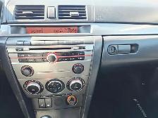 2008 Mazda Mazda3 Hatchback Leather Heated Seats Sunroof - Photo 13