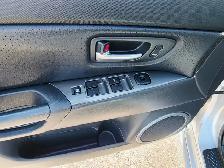 2008 Mazda Mazda3 Hatchback Leather Heated Seats Sunroof - Photo 14