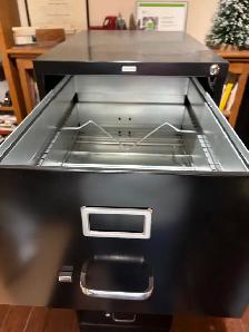 4drawer metal file cabinet - Photo 2