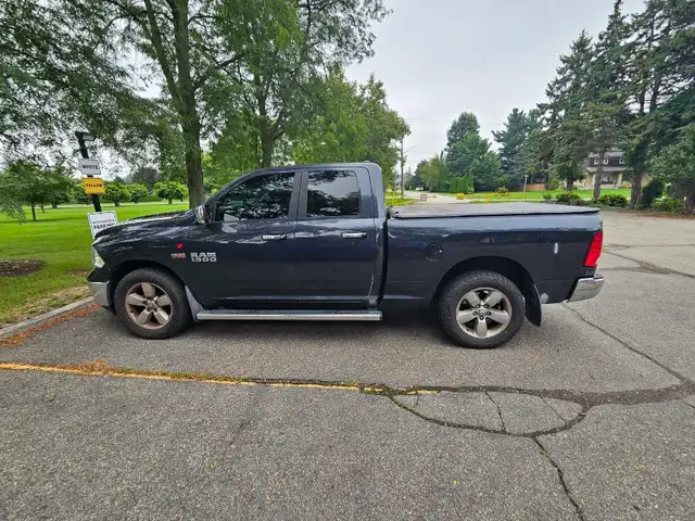 2017 Ram 1500 SLT Crew Cab