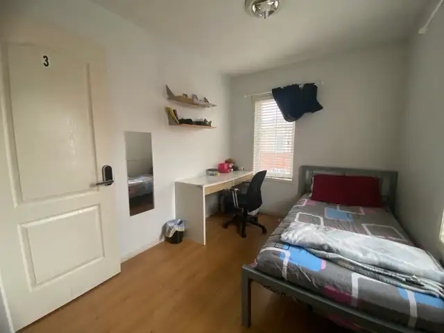 Room for rent at York University/Seneca College