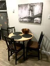 Well-finished, cozy, furnished bachelor, all utilities - Photo 4