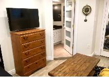 Well-finished, cozy, furnished bachelor, all utilities - Photo 5