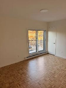 4 1/2 à louer - Photo 4